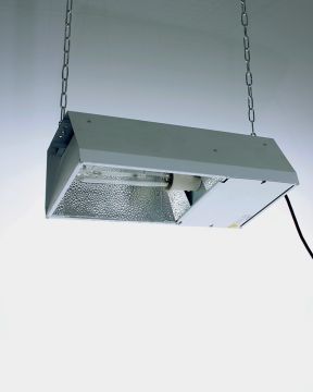 Kasvihuonevalaisin 400 W